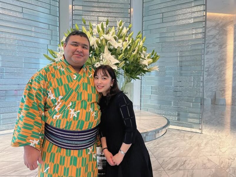高安関の嫁は美人演歌歌手？人柄や馴れ初め、結婚生活をリサーチ！ | Fushakushinmyou
